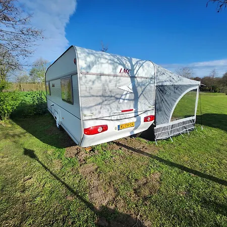 Ruime Caravan Op Gezellige Minicamping Feriepark *