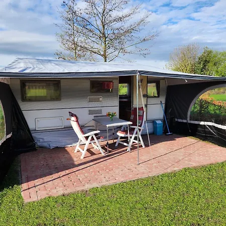 Ruime Caravan Op Gezellige Minicamping Lichtenvoorde