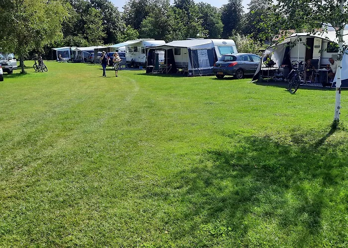 Ruime Caravan Op Gezellige Minicamping Lichtenvoorde